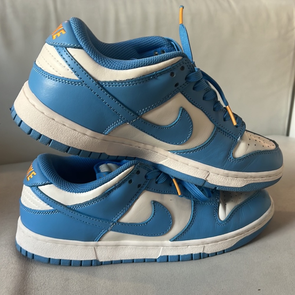 Nike dunk low coast SIZE 9